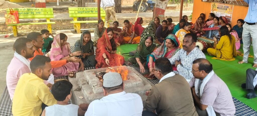 प्रधानमंत्री मोदी की लंबी आयु, बेहतर स्वास्थ्य के लिए विशेष पूजा-अर्चना, हवन और महाआरती