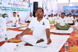 योग से स्वस्थ तन, शांत मन और सुखी जीवन का निर्माण संभव-रामविचार नेताम