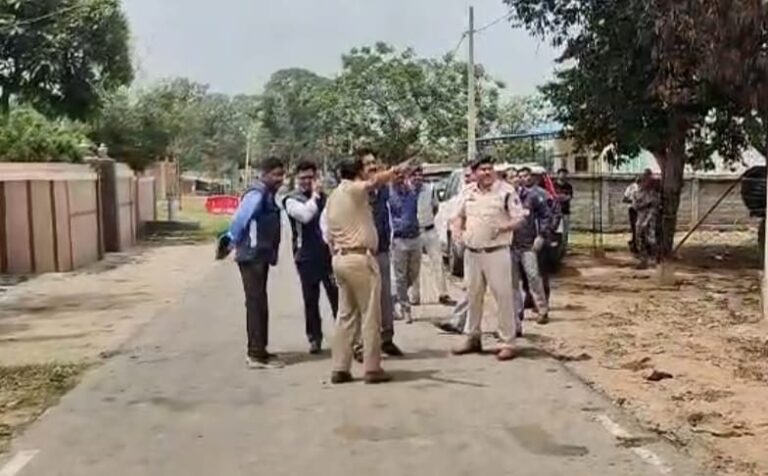 दूसरे दिन भी सीबीआई ने किया फोरेंसिक जांच और रिकंस्ट्रक्शन में अपराध स्थल का वैज्ञानिक रिकंस्ट्रक्शन