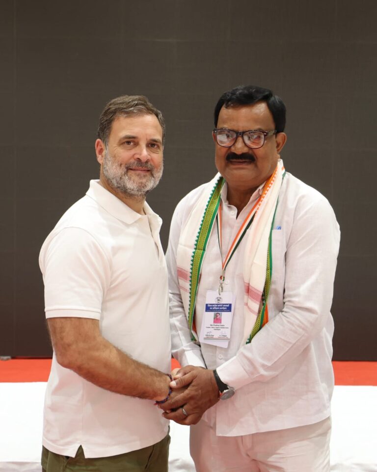 राहुल गांधी से मिले कांग्रेस जिलाध्यक्ष प्रदीप गुप्ता, संगठन की जमीनी स्थिति पर हुई चर्चा